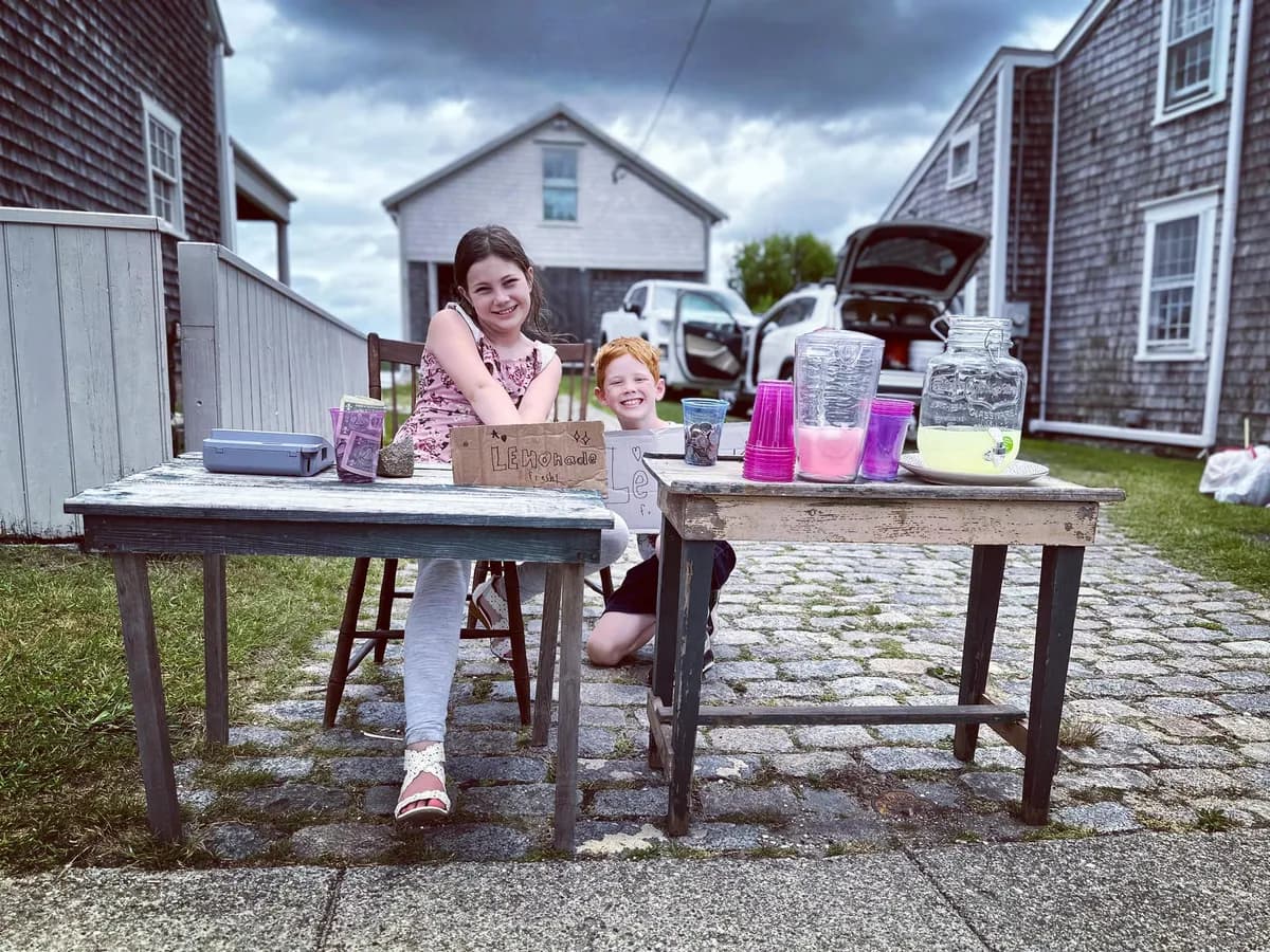 Lemonade stand on the cobblestone at Westport Point